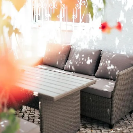 Sunny Patio Retreat Appartement *
